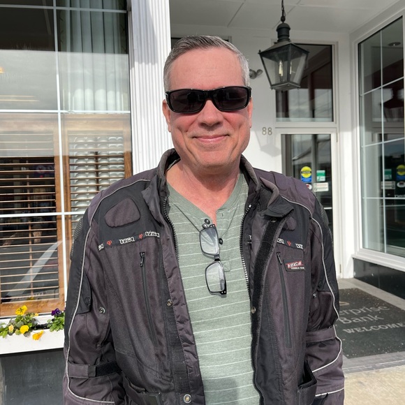 Meet your Posher, Patricia - Picture 3 of 5